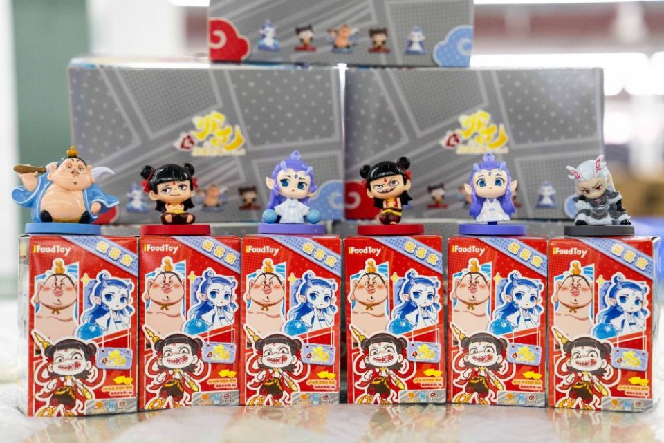 “玩”出更多花样——“六一”礼物里的消费新趋势